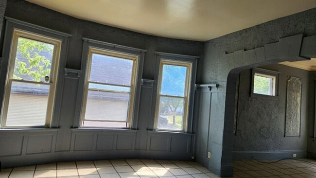 Building Photo - 3240-3242 N 24th Pl. (Duplex)