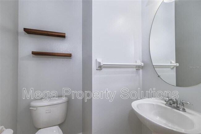 Building Photo - 17533 Stinchar Dr