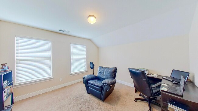 Building Photo - 9005 Battle Ct