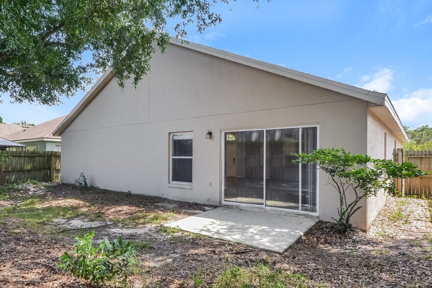 Building Photo - 1033 Shale Trail St