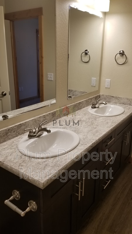 Building Photo - 2319 Aspen Grv Lp