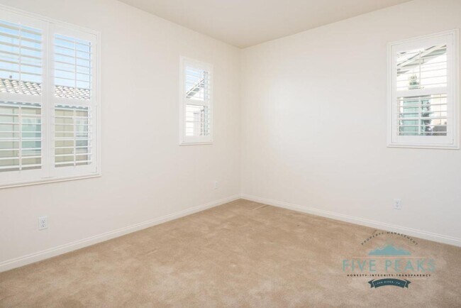 Building Photo - 1515 Franceschi Dr