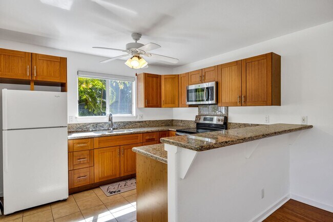 Building Photo - 2641 Moolio Pl