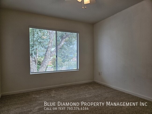 Building Photo - 1615 Peacock Blvd