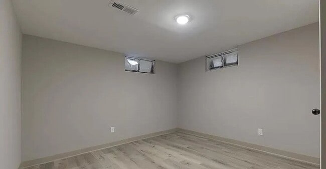 Building Photo - 1726 S Yale St