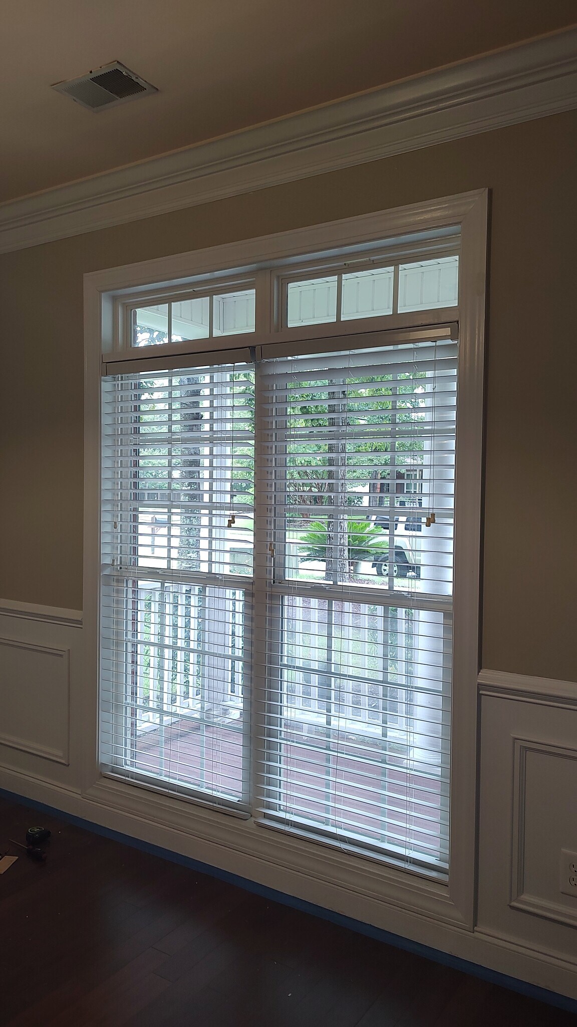 Building Photo - 1715 Cranbrook Dr