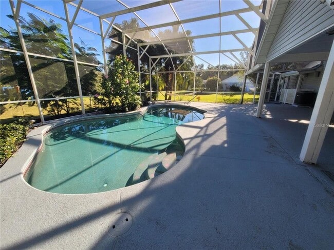 Building Photo - 1785 Grove Ct