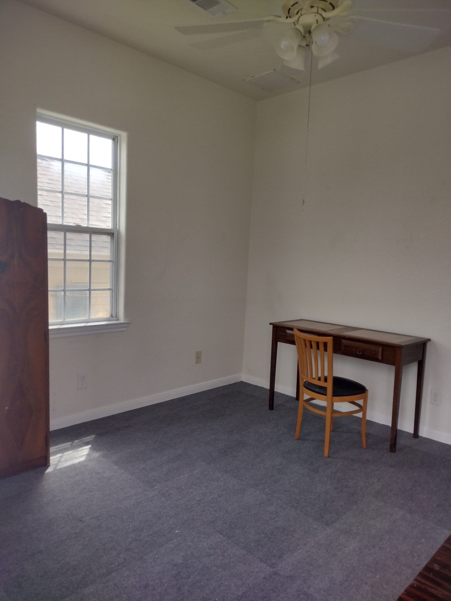 Building Photo - 1613 Avenue N 1/2