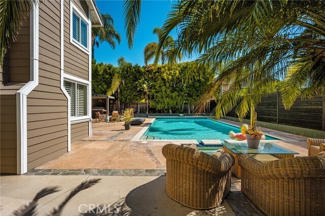 Building Photo - 2281 Orchard Dr