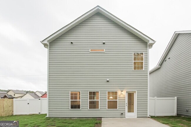 Building Photo - 24 Cottage Trce