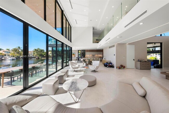 Building Photo - 1102 Washington St