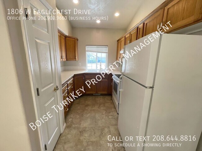Building Photo - 1806 W Eaglecrest Dr