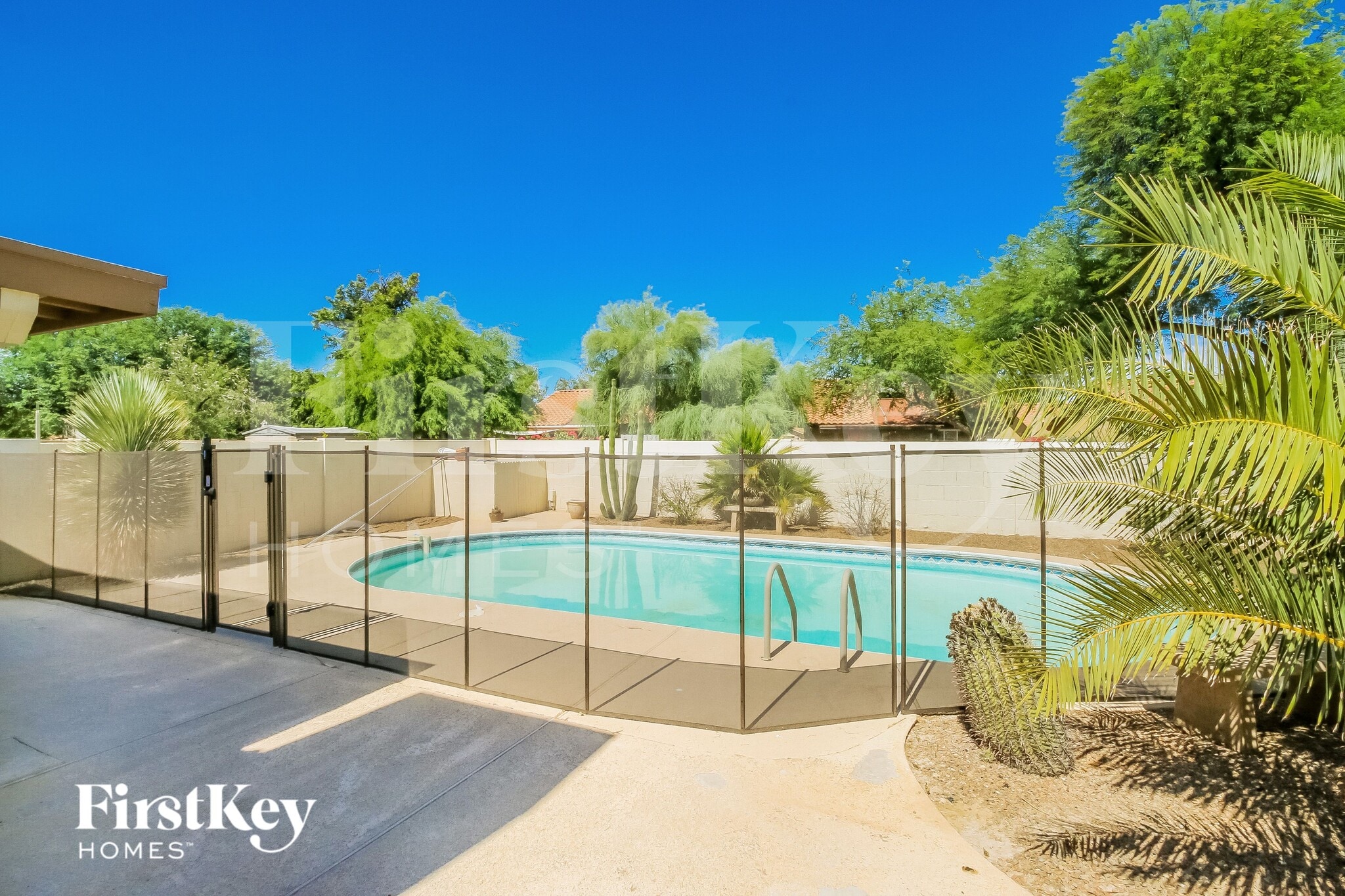 Building Photo - 1388 N Santa Anna Ct