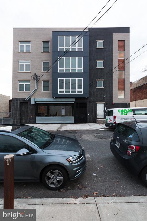 Building Photo - 1228-32 W College Ave