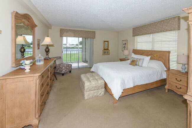 Building Photo - 300 John F Kennedy Dr