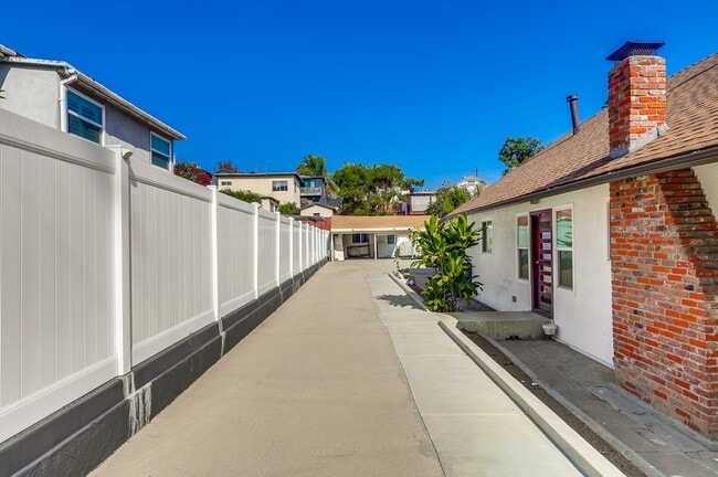 Building Photo - 4427 Topaz St