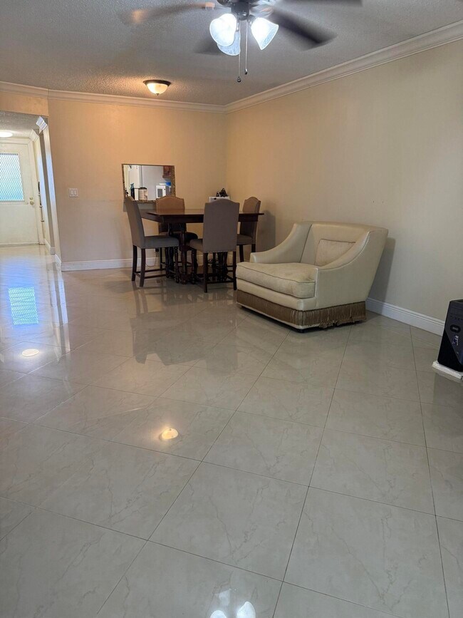 Building Photo - 2900 Fiore Way