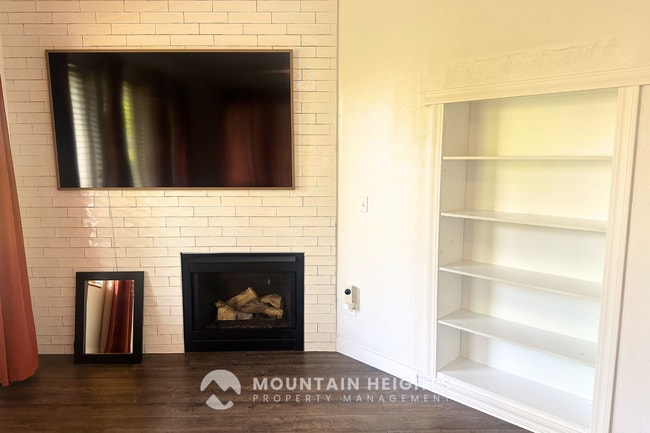 Building Photo - 10983 Sunup Way