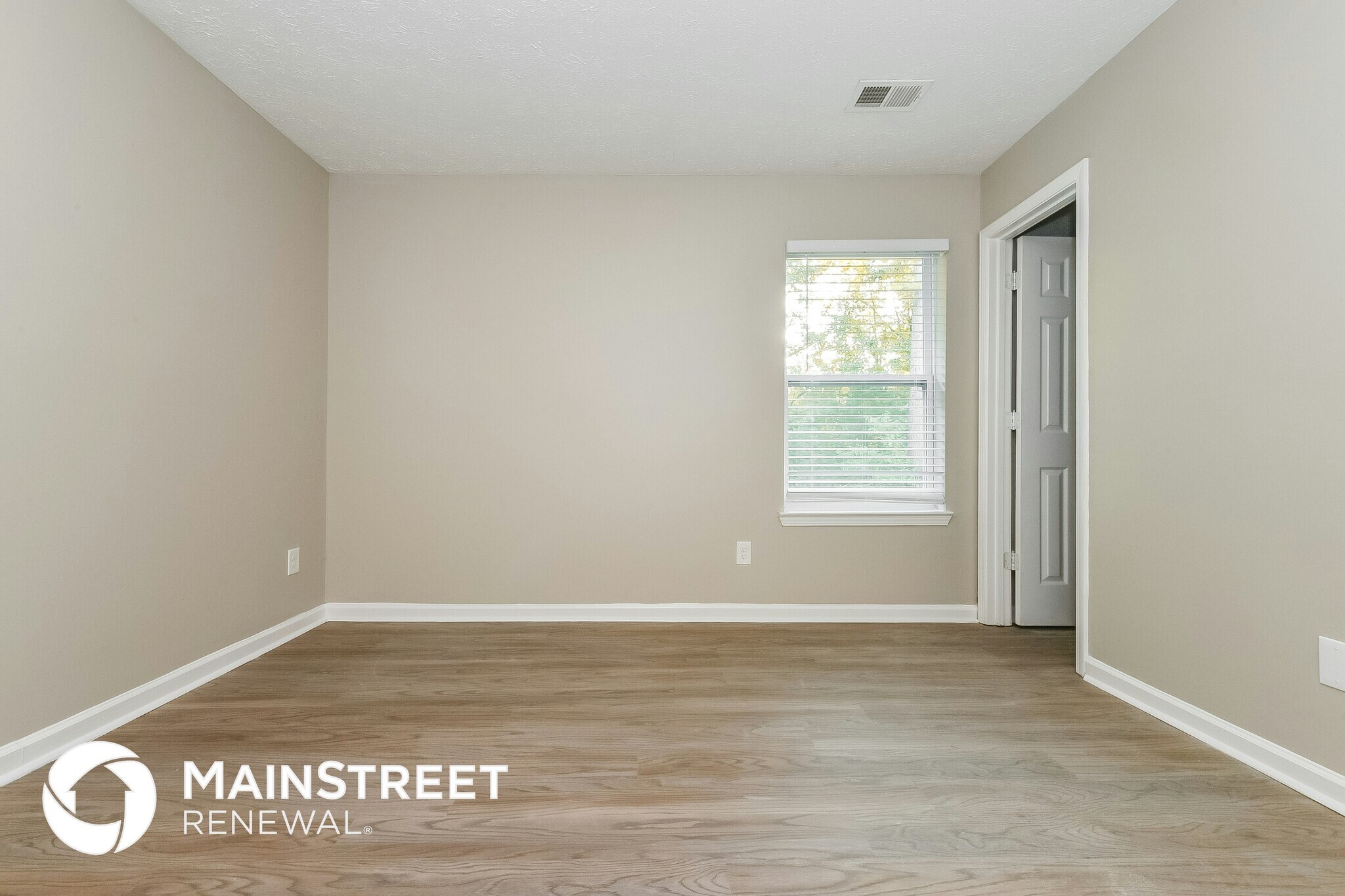 Building Photo - 35 Pinecone Ct