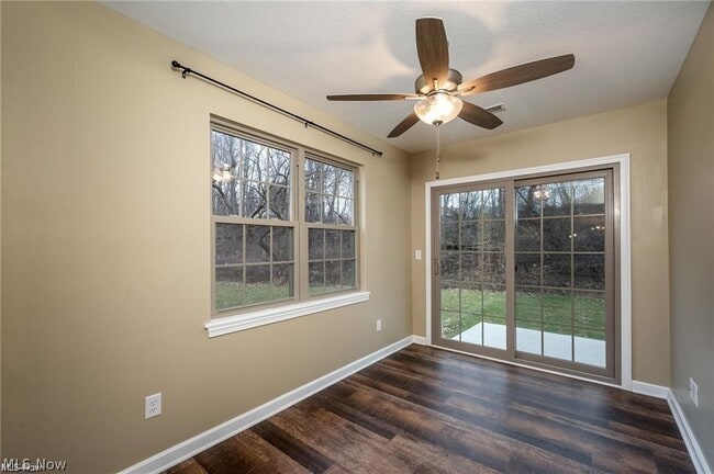 Building Photo - 24 Hawks Lndg