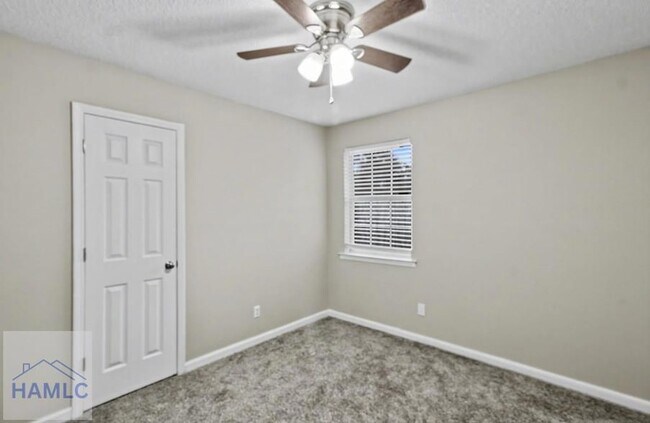 Building Photo - 43 Sandy Run Rd