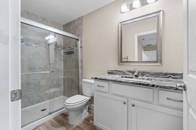 Building Photo - 3BR, 2BA Available Now with Fenced Yard and New Floors, North Marion Oaks