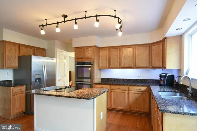 Building Photo - 2892 Nicely Ct