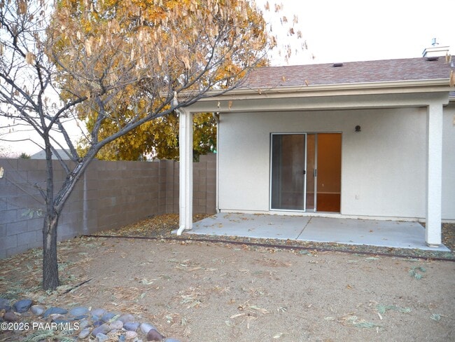 Building Photo - 5474 N Ardmore Ave