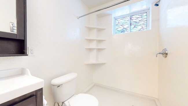 Building Photo - Beautiful Berkeley Unit!