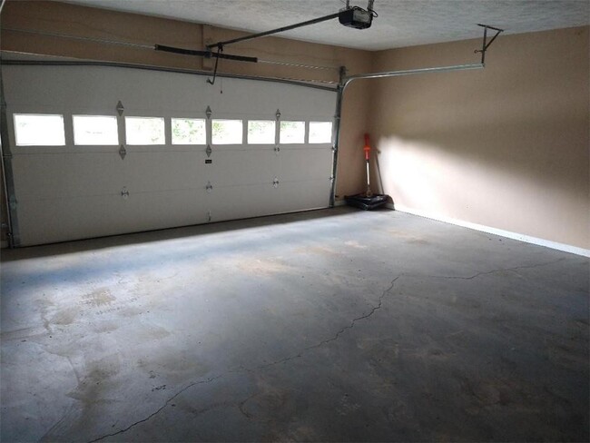 Building Photo - 1730 Cedar Grove Dr