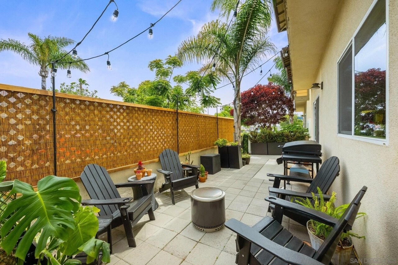 Patio - 1289 Donax Ave