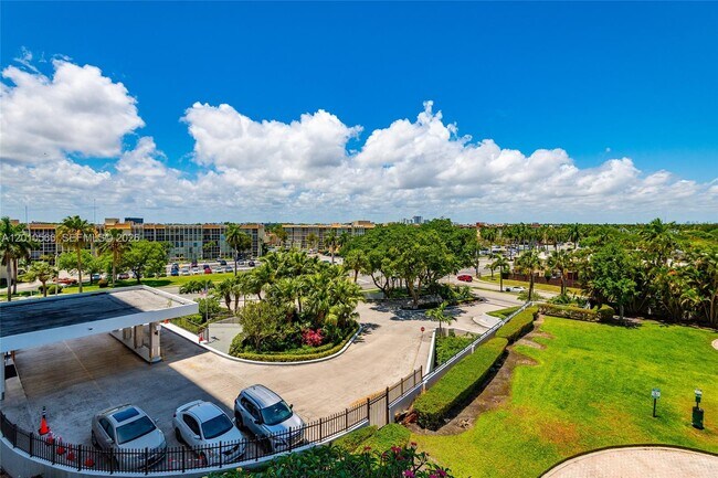 Building Photo - 600 Three Islands Boulevard