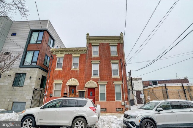 Building Photo - 1217 E Berks St