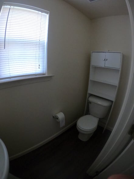 Building Photo - 2101 Quail Hollow Dr