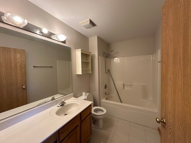 Building Photo - 2341 Stoughton Cir