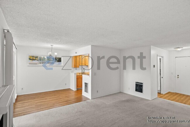 Building Photo - 1041 Shell Blvd