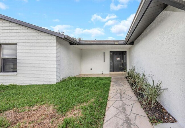 Building Photo - 4030 Fieldgreen Pl