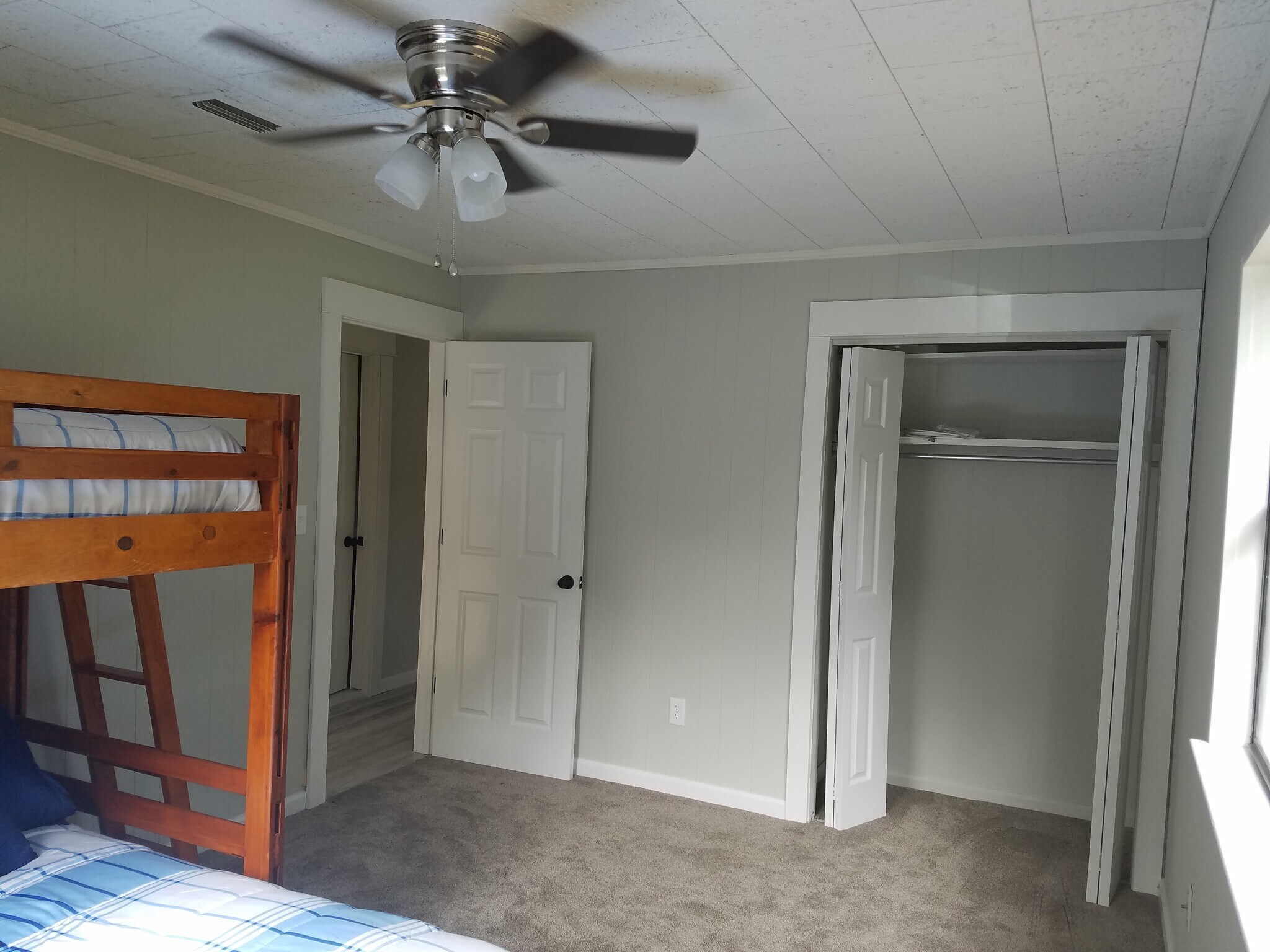 great closet space - 1311 23rd St