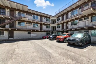 Building Photo - 1 Bed 1 Bath Condo In The Heart Of Denver