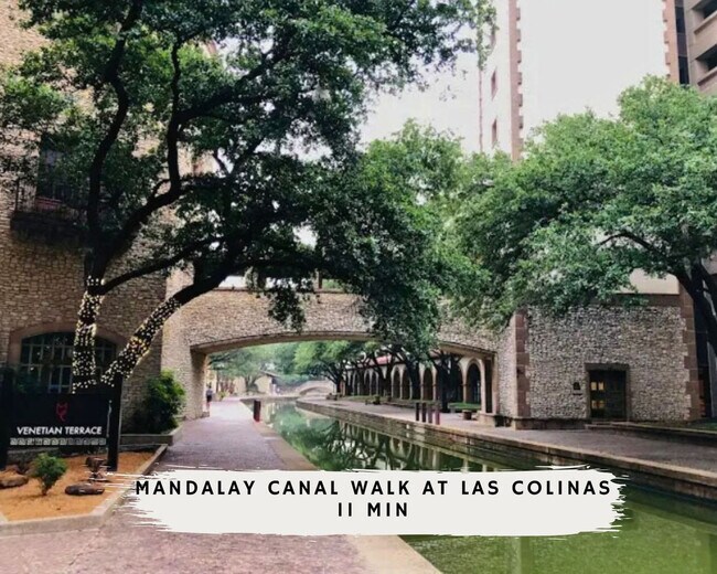 Building Photo - 3321 Ridgehaven St