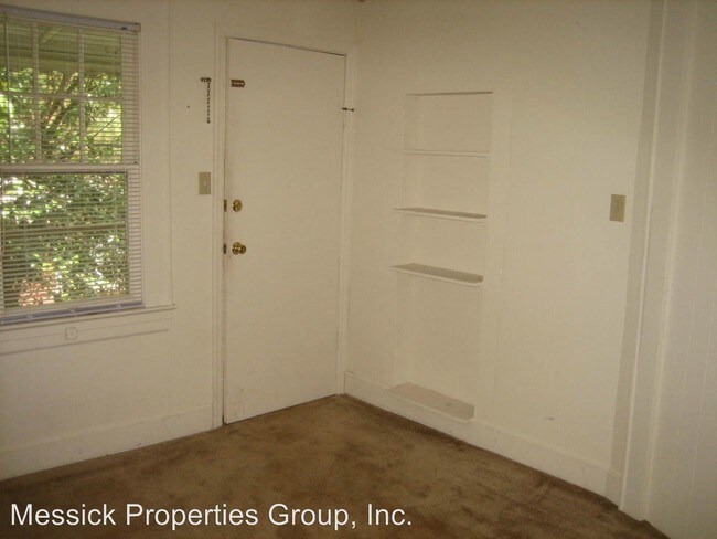 Building Photo - 725 Gales Ave