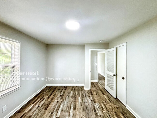 Building Photo - 3744 Thrushwood Dr