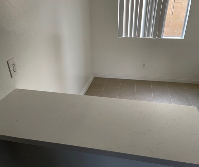 Building Photo - 816 W Colorado Blvd