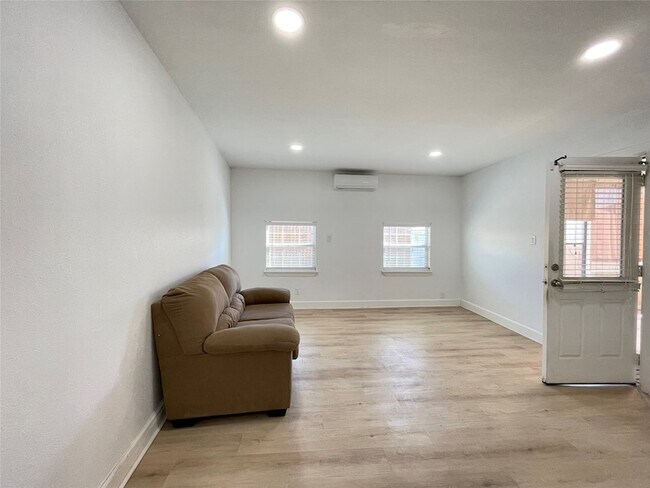 Building Photo - 2522 Shearwater Bend Dr