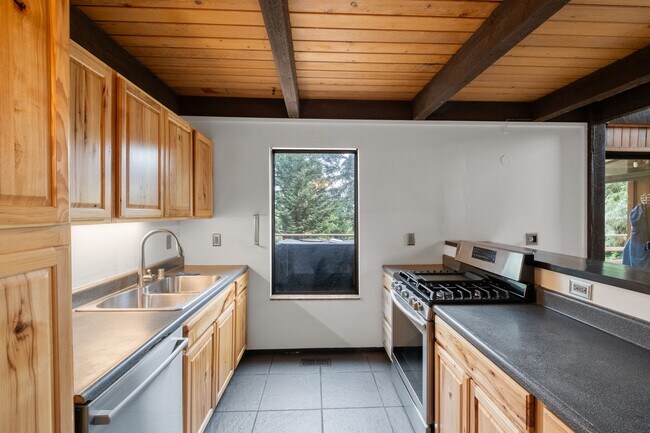 Building Photo - 1000-2221-2225-2229 Timothy Drive
