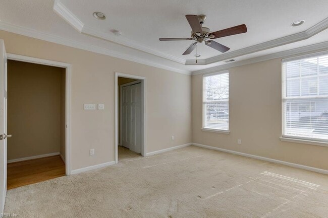 Building Photo - 4138 Seafarer Ave