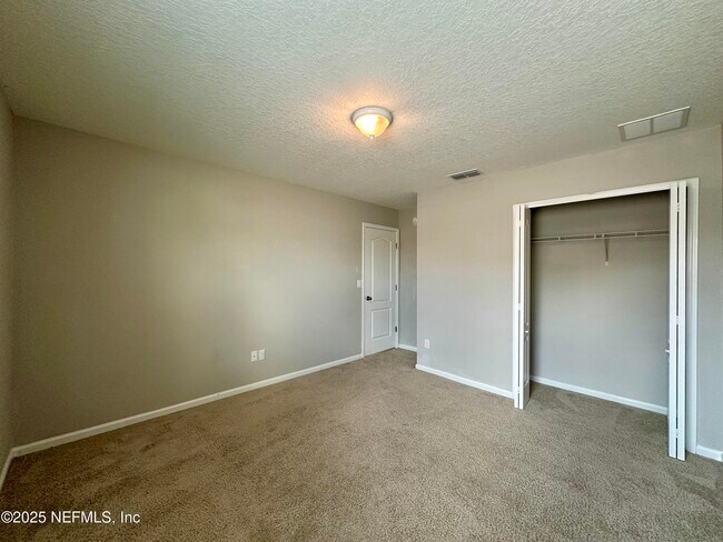 Building Photo - 8135 Cape Fox Dr