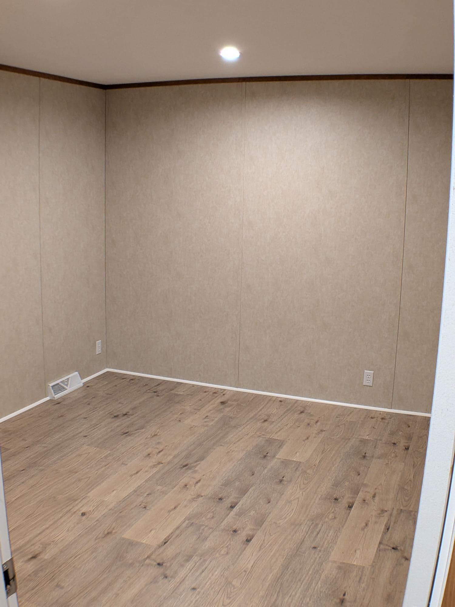 Building Photo - 218 Abbott St