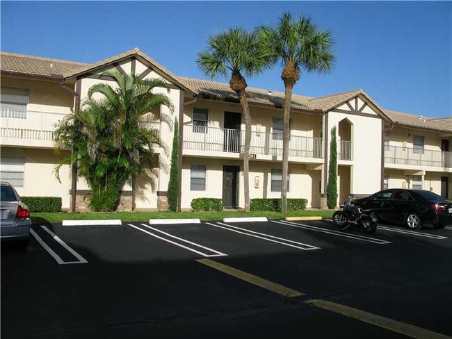 Building Photo - 2391 NW 89th Dr