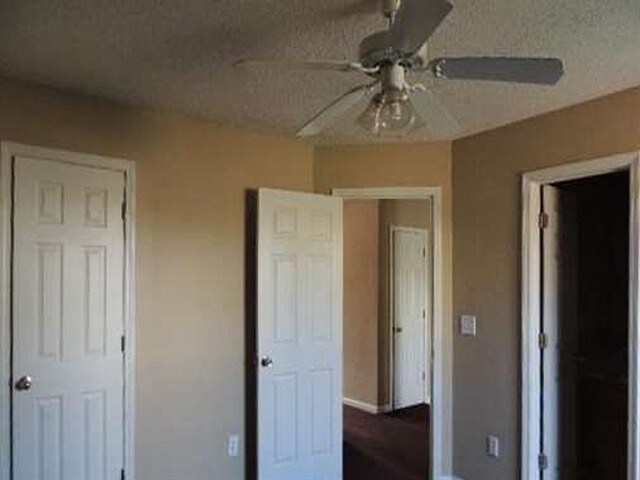 Building Photo - 6030 Creekerton Boulevard